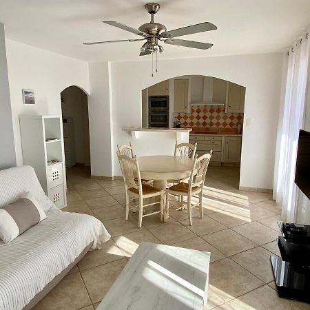 Les Locations Cinaureva "Les Iles D'Or" Apartamento La Londe-les-Maures Exterior foto