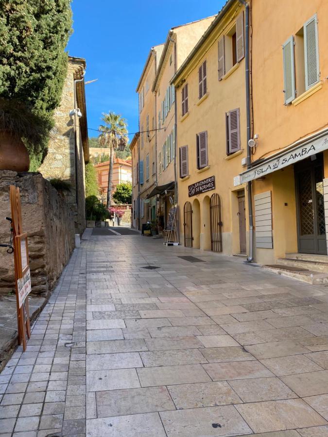 Les Locations Cinaureva "Les Iles D'Or" Apartamento La Londe-les-Maures Exterior foto